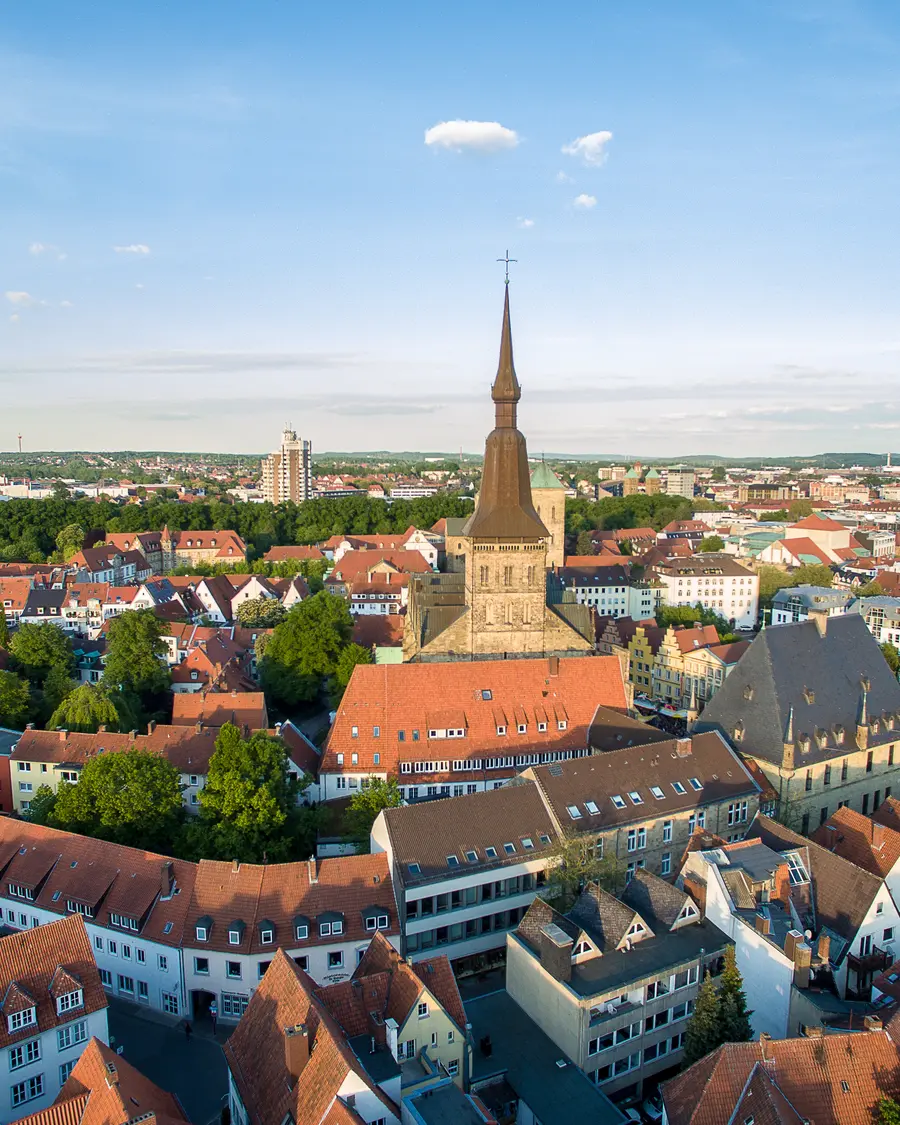 Luftaufnahme der Osnabrücker Altstadt mit Dom und Rathaus